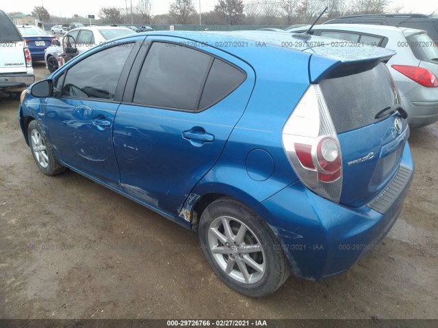 Photo 2 VIN: JTDKDTB31E1570984 - TOYOTA PRIUS C 