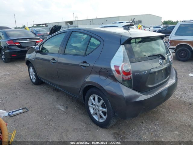 Photo 2 VIN: JTDKDTB31E1574100 - TOYOTA PRIUS C 