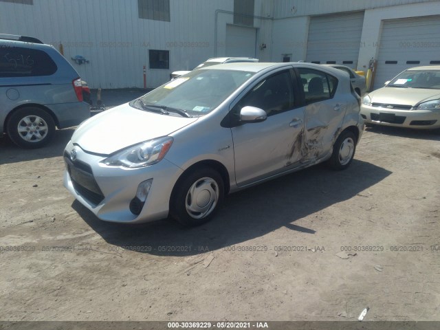 Photo 1 VIN: JTDKDTB31F1110421 - TOYOTA PRIUS C 