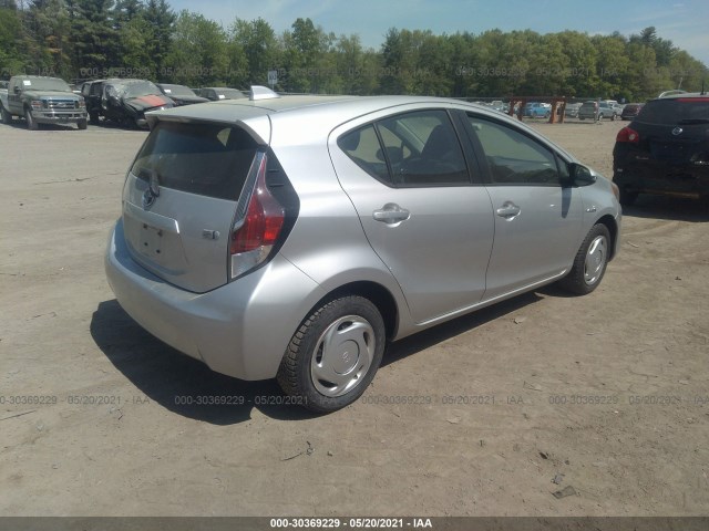 Photo 3 VIN: JTDKDTB31F1110421 - TOYOTA PRIUS C 