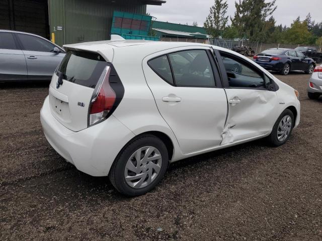 Photo 2 VIN: JTDKDTB31F1111830 - TOYOTA PRIUS C 