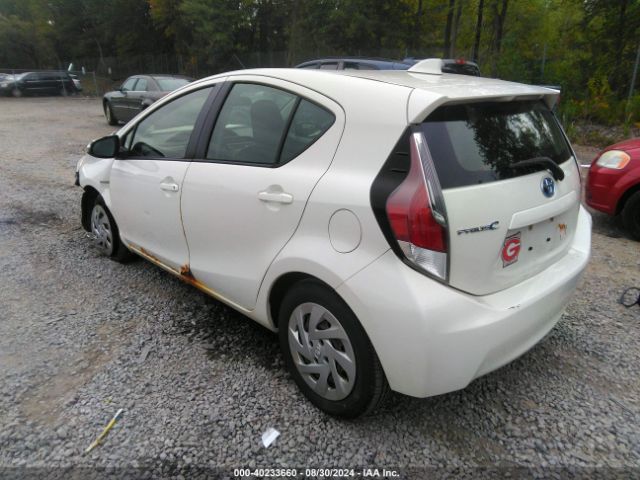 Photo 2 VIN: JTDKDTB31G1117693 - TOYOTA PRIUS C 