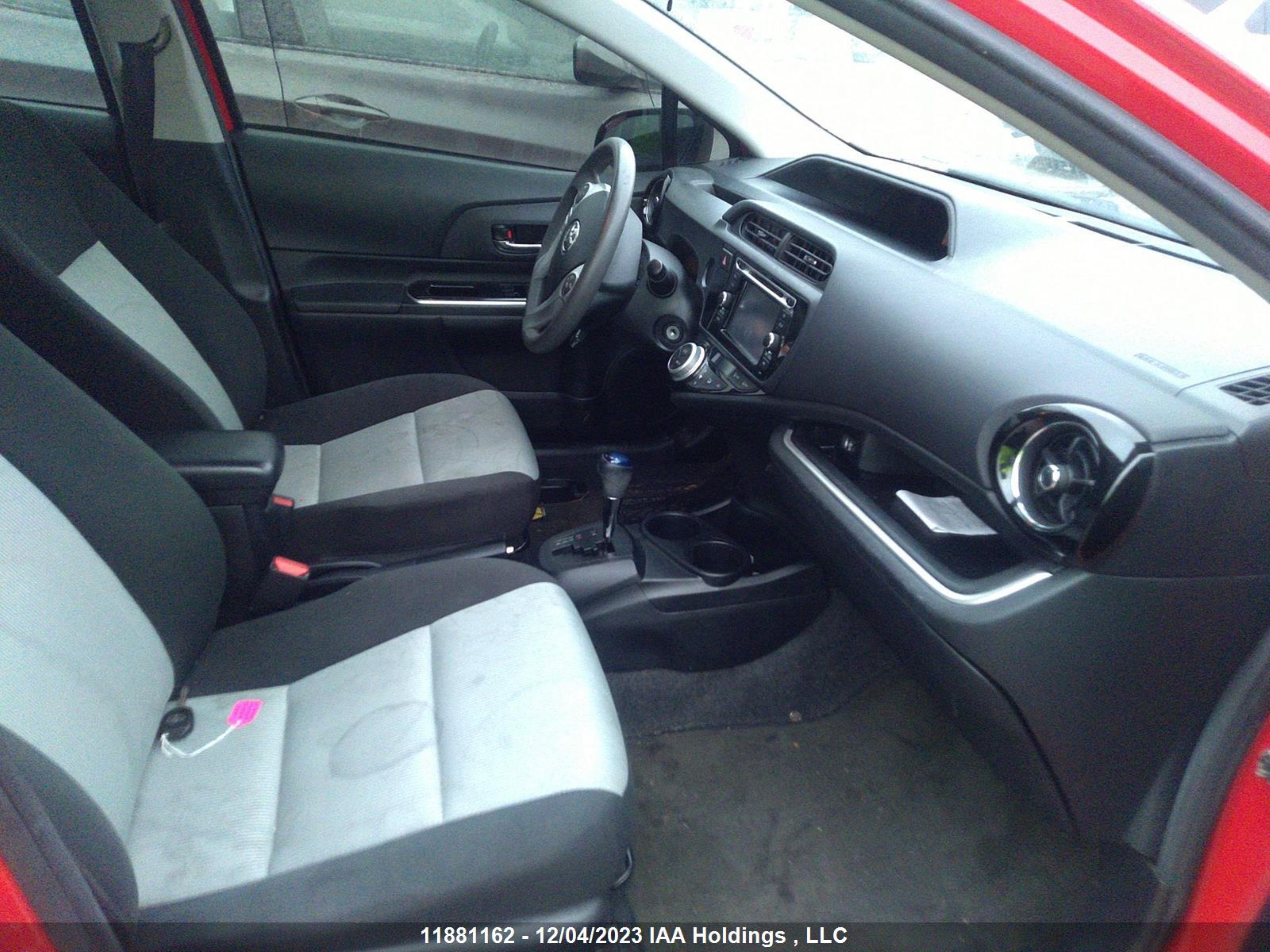 Photo 4 VIN: JTDKDTB31G1120464 - TOYOTA PRIUS C 