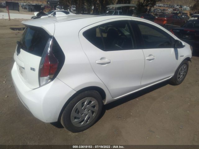 Photo 3 VIN: JTDKDTB31G1130718 - TOYOTA PRIUS C 