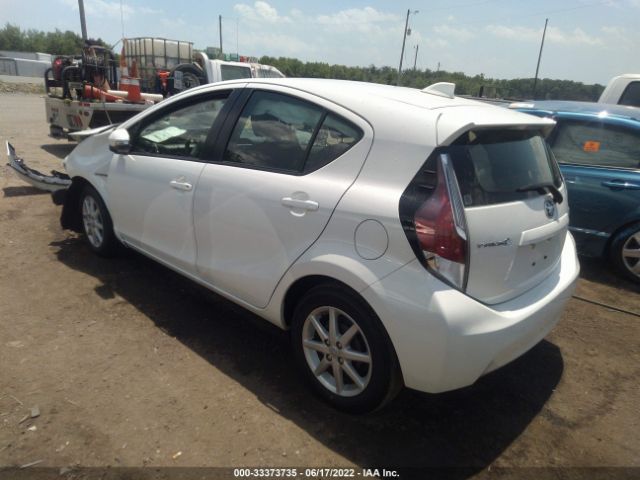 Photo 2 VIN: JTDKDTB31G1134154 - TOYOTA PRIUS C 