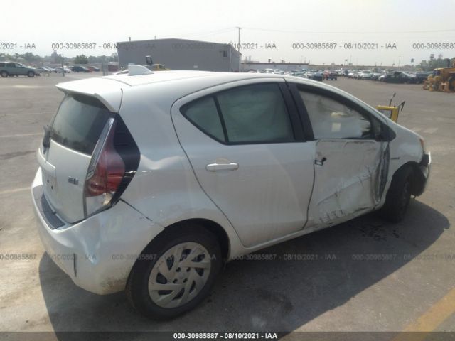 Photo 3 VIN: JTDKDTB31G1134445 - TOYOTA PRIUS C 