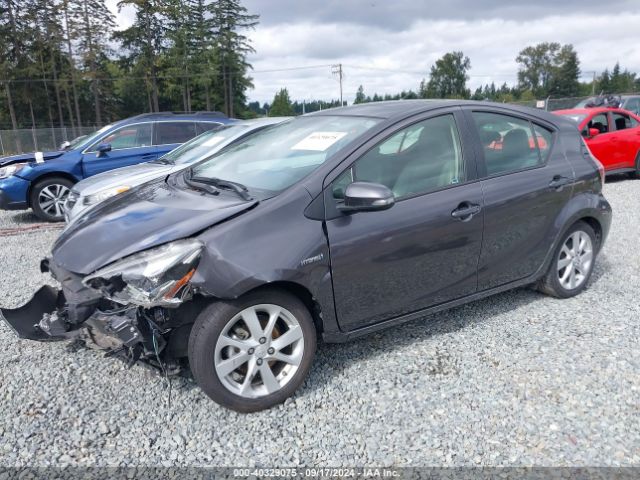 Photo 1 VIN: JTDKDTB31G1136387 - TOYOTA PRIUS C 