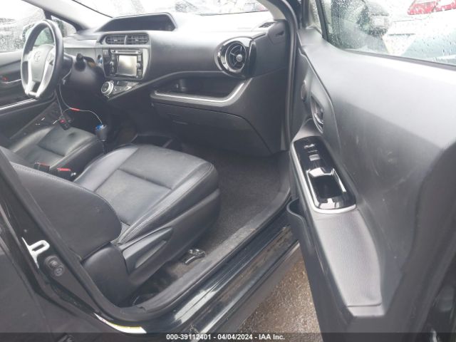 Photo 4 VIN: JTDKDTB31H1592651 - TOYOTA PRIUS C 