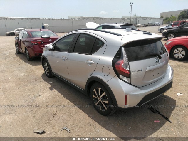 Photo 2 VIN: JTDKDTB31J1603539 - TOYOTA PRIUS C 