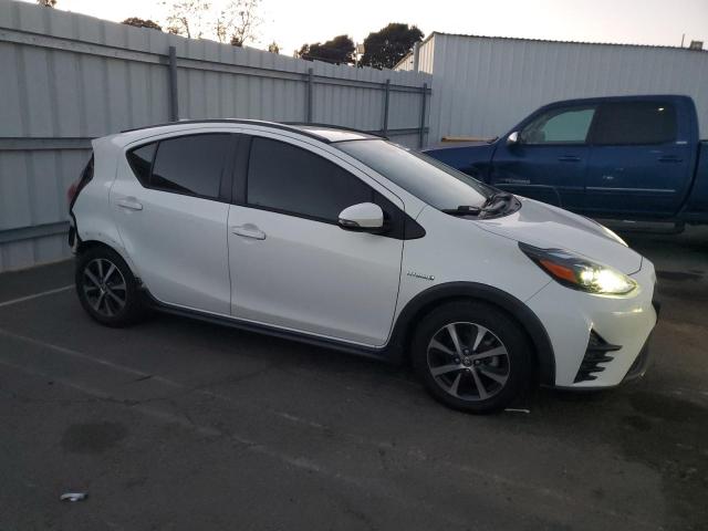 Photo 3 VIN: JTDKDTB31J1604626 - TOYOTA PRIUS C 