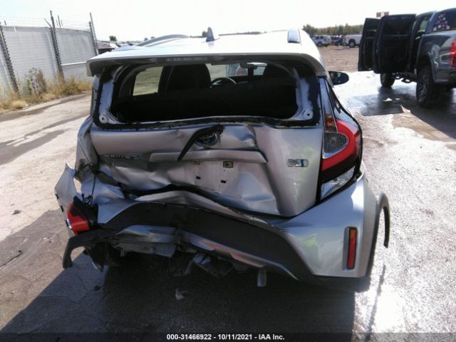 Photo 5 VIN: JTDKDTB31J1605047 - TOYOTA PRIUS C 