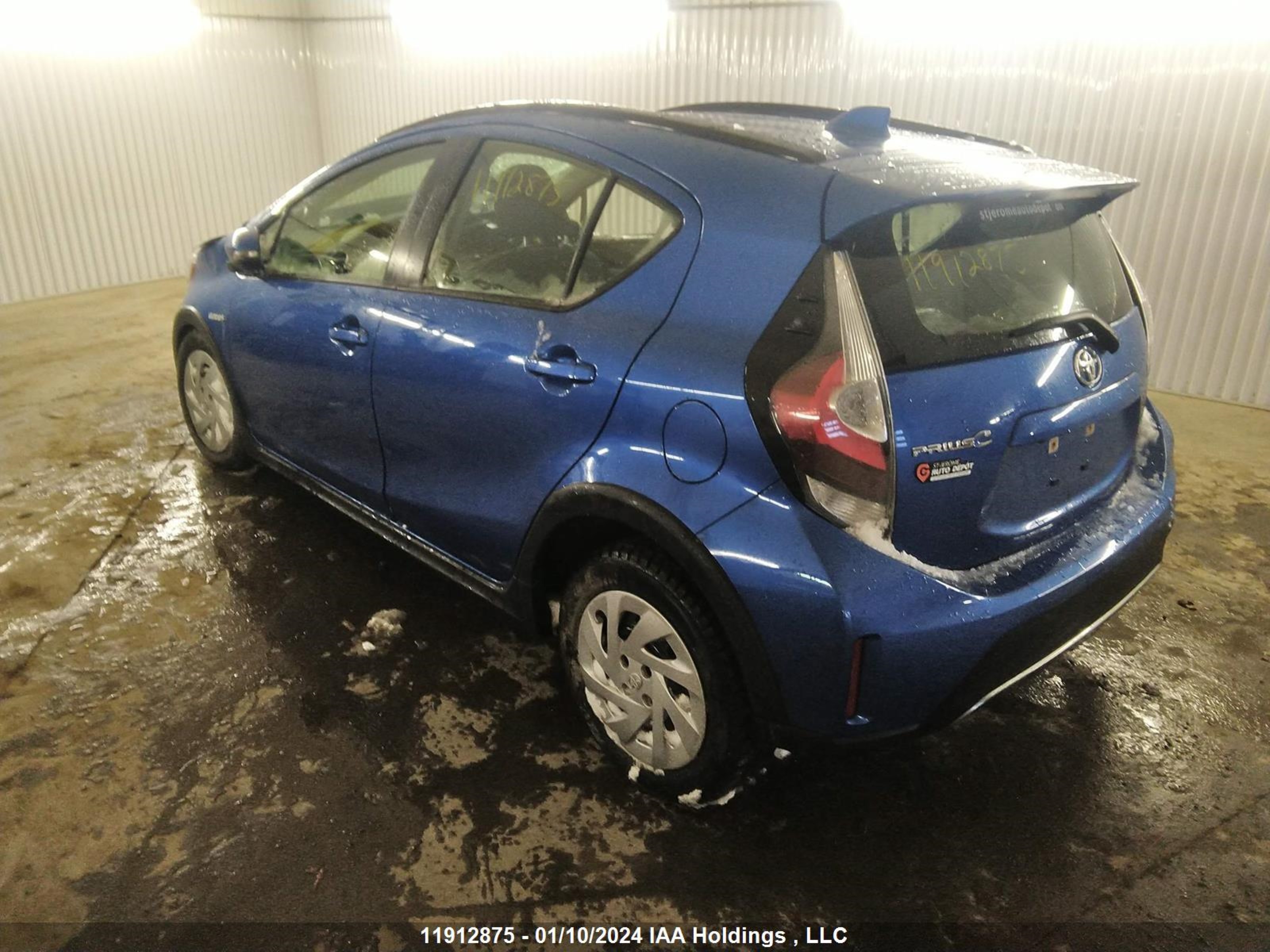 Photo 2 VIN: JTDKDTB31J1614234 - TOYOTA PRIUS C 