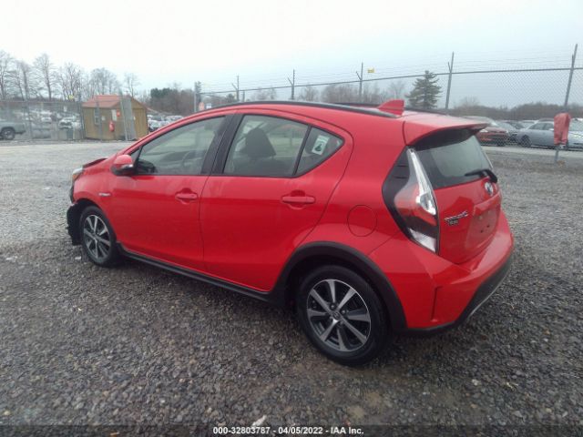 Photo 2 VIN: JTDKDTB31K1621587 - TOYOTA PRIUS C 