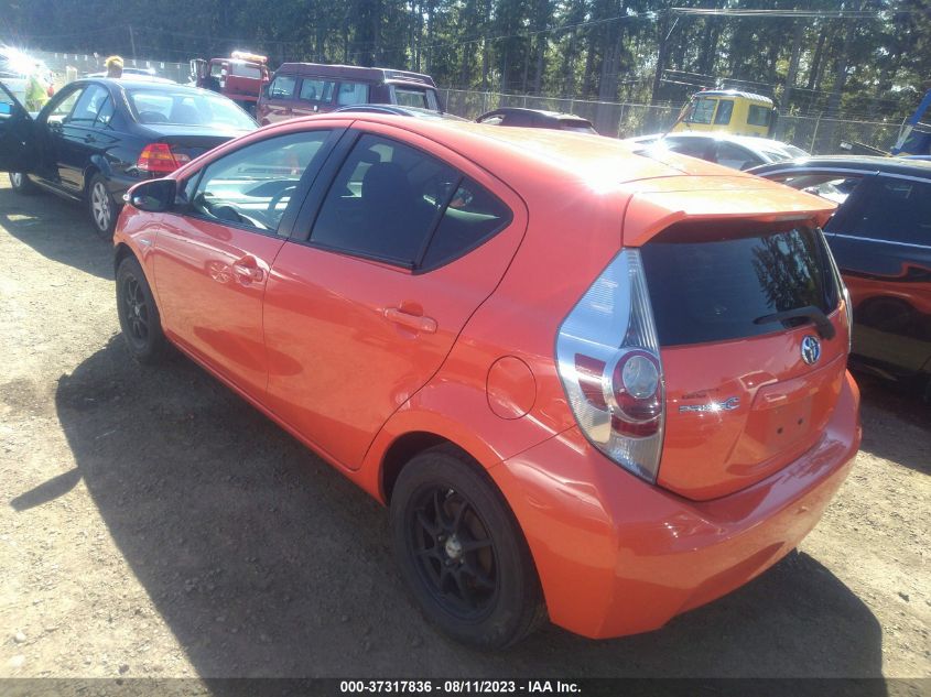 Photo 2 VIN: JTDKDTB32C1007276 - TOYOTA PRIUS C 