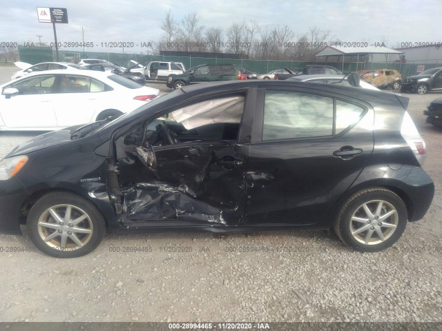 Photo 5 VIN: JTDKDTB32C1507681 - TOYOTA PRIUS C 