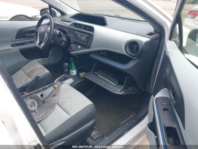 Photo 4 VIN: JTDKDTB32C1509608 - TOYOTA PRIUS C 