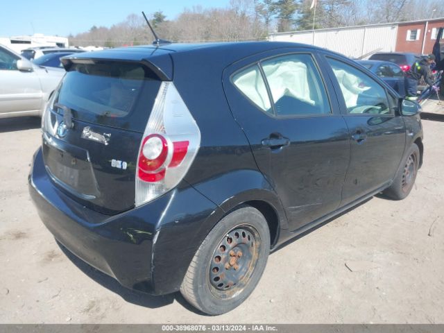 Photo 3 VIN: JTDKDTB32C1514081 - TOYOTA PRIUS C 