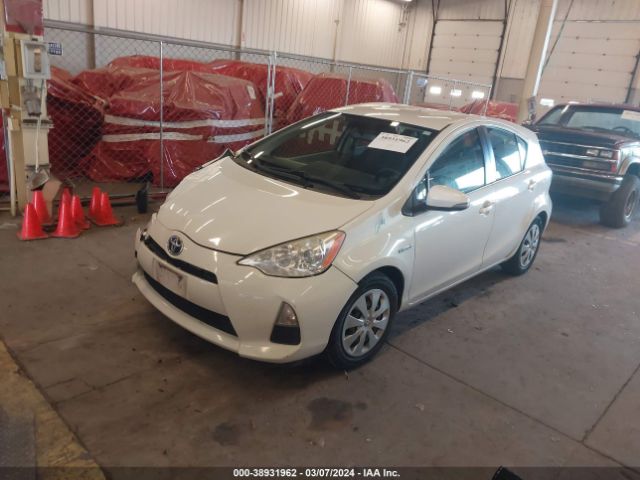 Photo 1 VIN: JTDKDTB32C1518857 - TOYOTA PRIUS C 