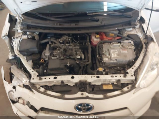 Photo 9 VIN: JTDKDTB32C1518857 - TOYOTA PRIUS C 