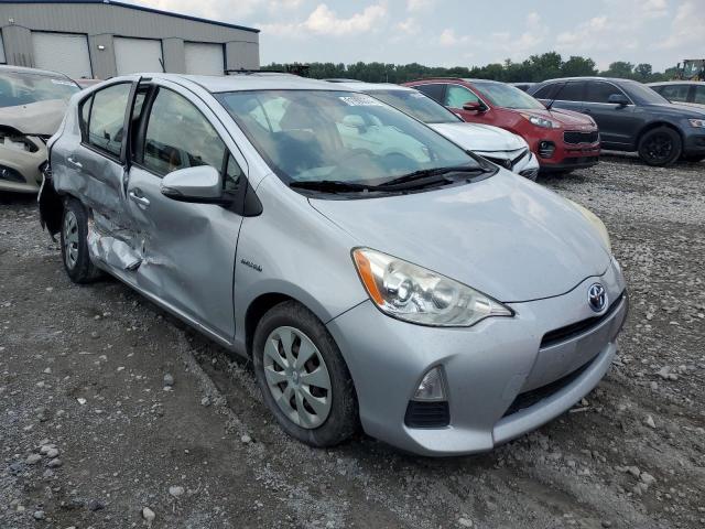 Photo 3 VIN: JTDKDTB32C1527607 - TOYOTA PRIUS C 