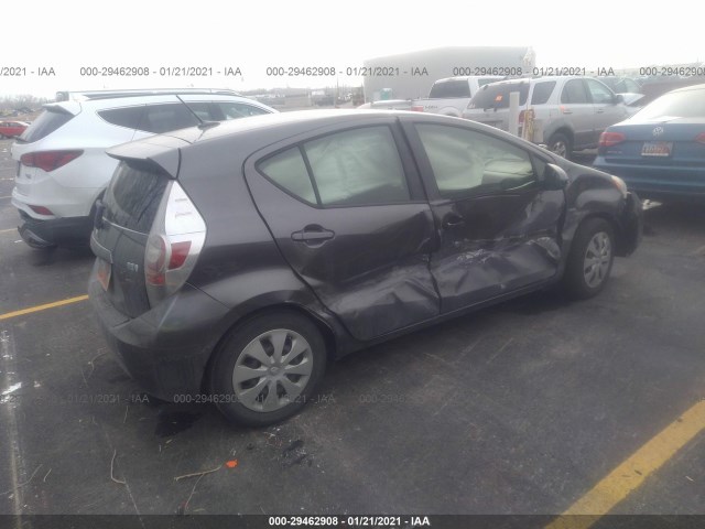 Photo 3 VIN: JTDKDTB32D1033247 - TOYOTA PRIUS C 