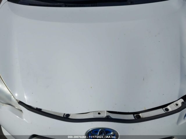 Photo 9 VIN: JTDKDTB32D1033457 - TOYOTA PRIUS C 