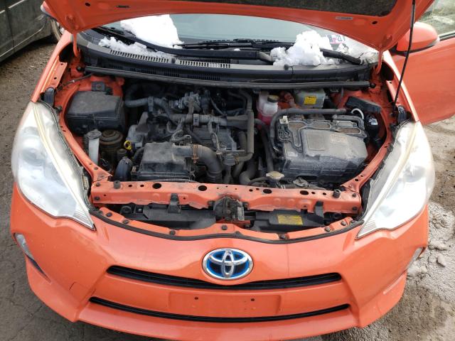 Photo 6 VIN: JTDKDTB32D1045916 - TOYOTA PRIUS 