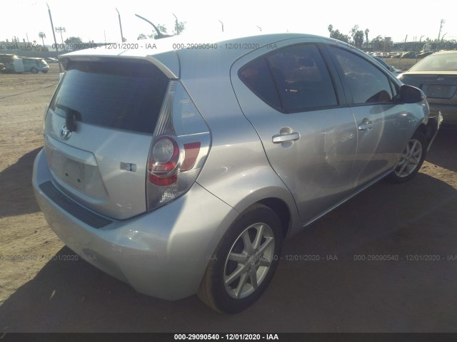 Photo 3 VIN: JTDKDTB32D1051103 - TOYOTA PRIUS C 