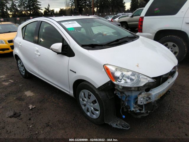 Photo 0 VIN: JTDKDTB32D1530430 - TOYOTA PRIUS C 