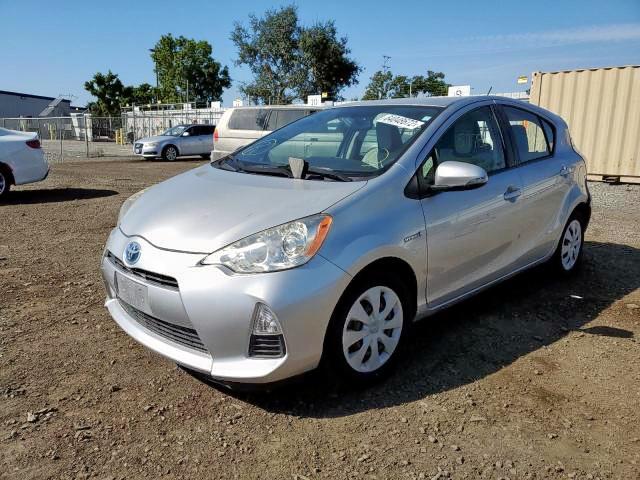 Photo 1 VIN: JTDKDTB32D1548863 - TOYOTA PRIUS C 