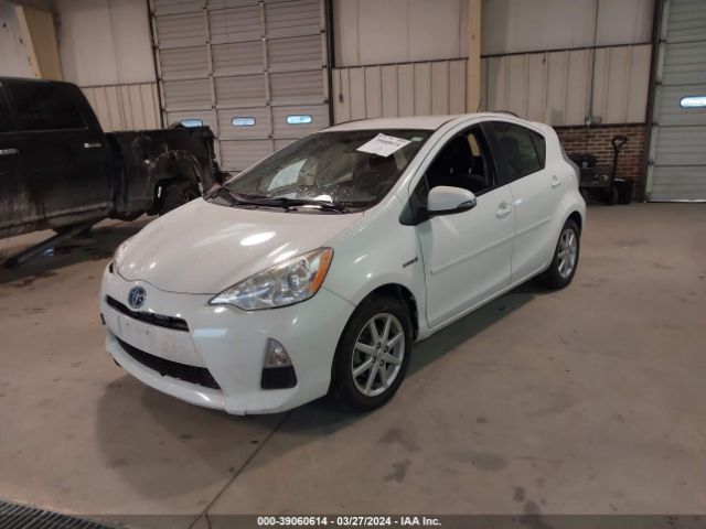 Photo 1 VIN: JTDKDTB32D1553402 - TOYOTA PRIUS C 