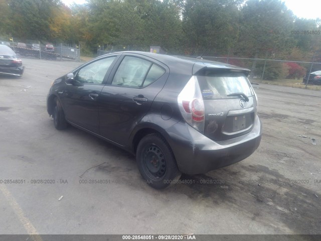 Photo 2 VIN: JTDKDTB32D1556526 - TOYOTA PRIUS C 