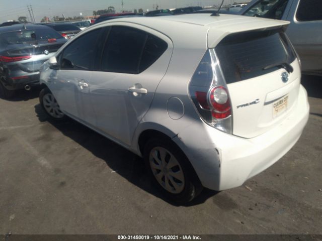 Photo 2 VIN: JTDKDTB32E1562568 - TOYOTA PRIUS C 