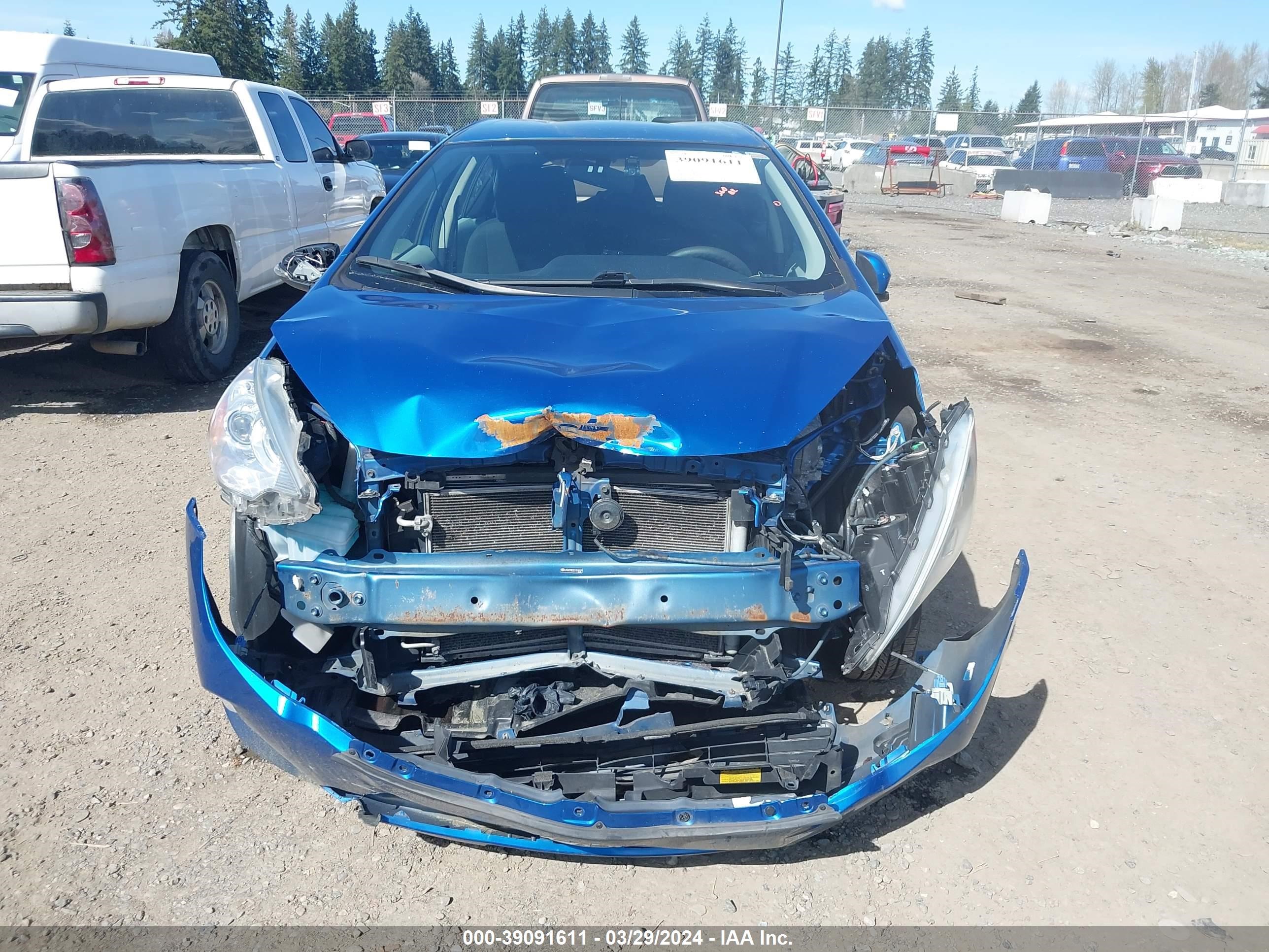 Photo 11 VIN: JTDKDTB32E1574929 - TOYOTA PRIUS C 