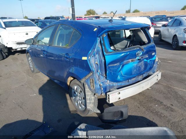 Photo 2 VIN: JTDKDTB32E1574932 - TOYOTA PRIUS C 