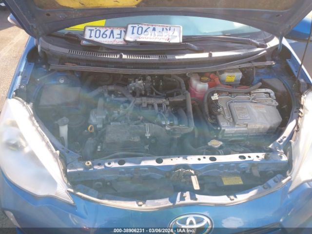 Photo 9 VIN: JTDKDTB32E1574932 - TOYOTA PRIUS C 