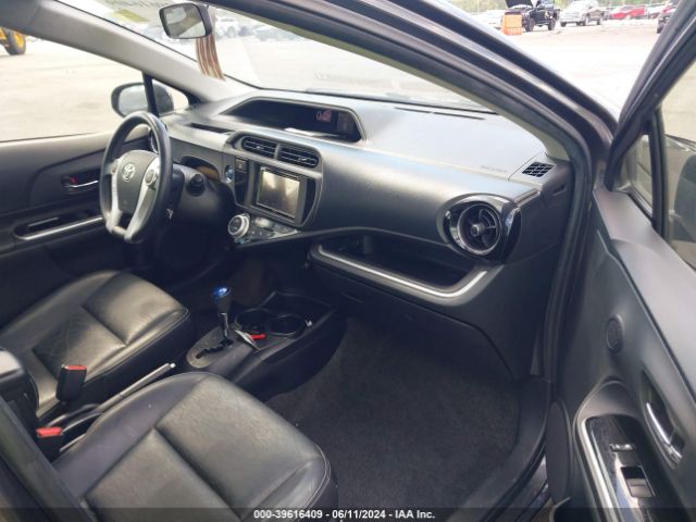 Photo 4 VIN: JTDKDTB32F1089076 - TOYOTA PRIUS C 