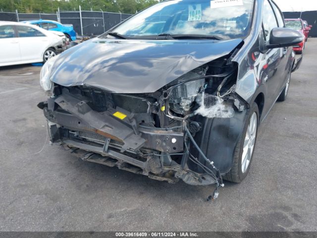 Photo 5 VIN: JTDKDTB32F1089076 - TOYOTA PRIUS C 