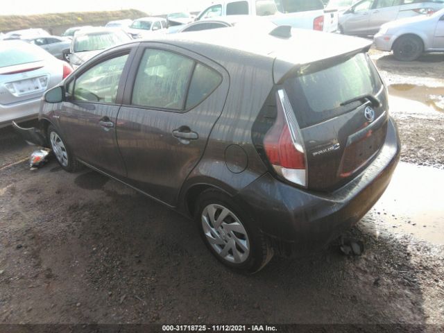 Photo 2 VIN: JTDKDTB32F1092267 - TOYOTA PRIUS C 