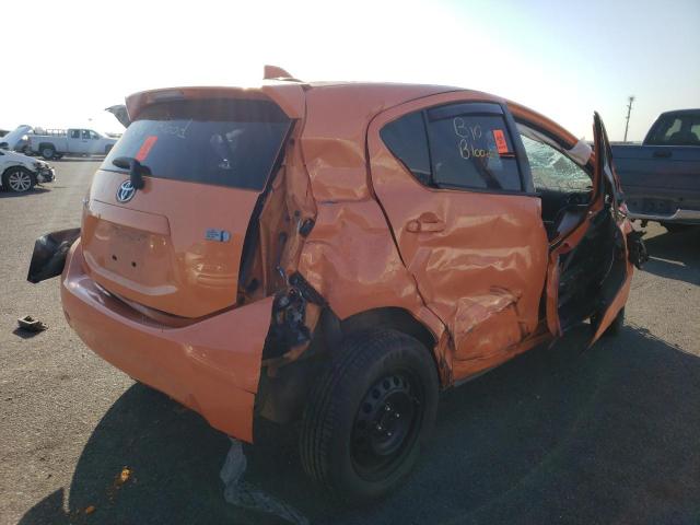 Photo 3 VIN: JTDKDTB32F1102845 - TOYOTA PRIUS C 