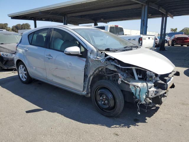 Photo 3 VIN: JTDKDTB32F1106541 - TOYOTA PRIUS C 