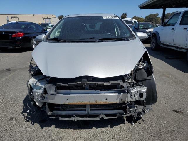 Photo 4 VIN: JTDKDTB32F1106541 - TOYOTA PRIUS C 