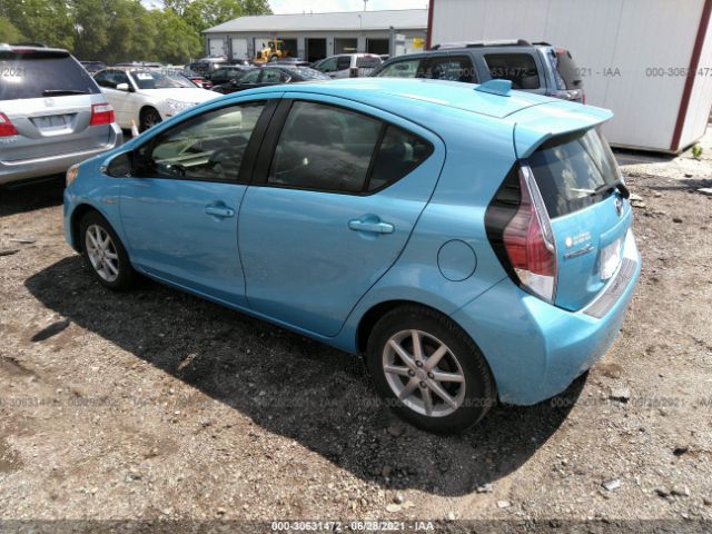 Photo 2 VIN: JTDKDTB32F1113893 - TOYOTA PRIUS C 