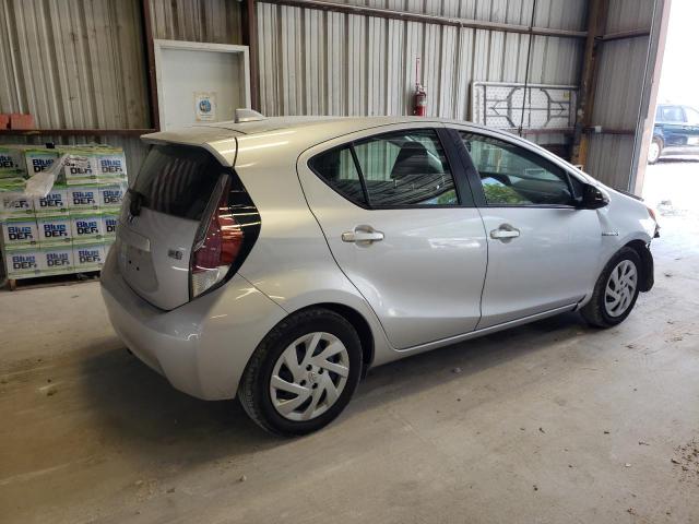 Photo 2 VIN: JTDKDTB32F1585978 - TOYOTA PRIUS C 