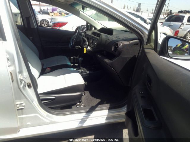 Photo 4 VIN: JTDKDTB32G1119940 - TOYOTA PRIUS C 