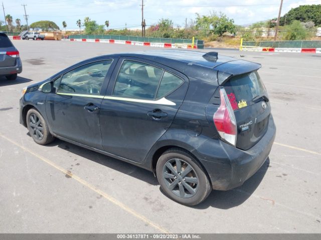 Photo 2 VIN: JTDKDTB32G1120439 - TOYOTA PRIUS C 