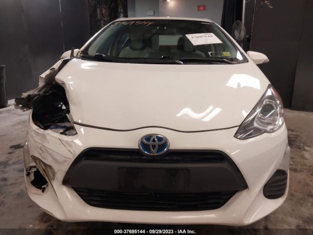 Photo 5 VIN: JTDKDTB32G1132154 - TOYOTA PRIUS C 