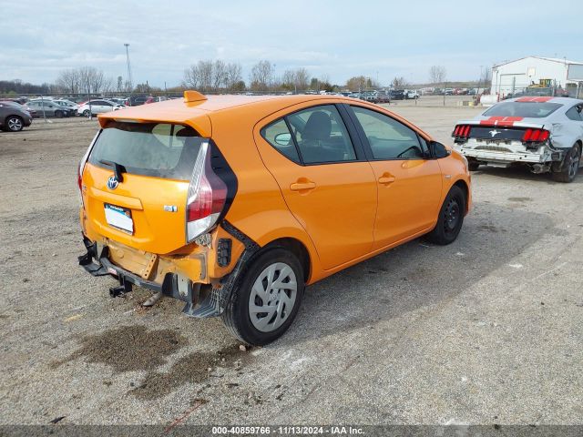 Photo 3 VIN: JTDKDTB32G1132297 - TOYOTA PRIUS C 