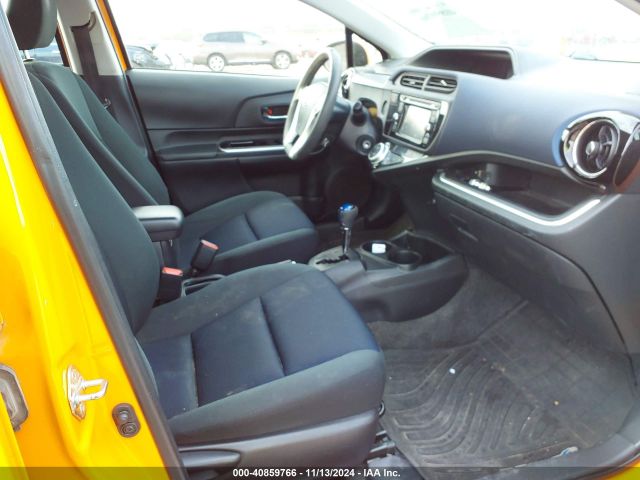 Photo 4 VIN: JTDKDTB32G1132297 - TOYOTA PRIUS C 