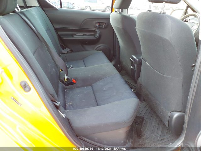 Photo 7 VIN: JTDKDTB32G1132297 - TOYOTA PRIUS C 